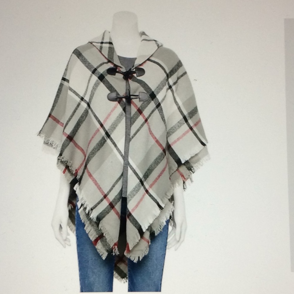 Style Collective Classic Gray Plaid Toggle Ruana